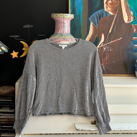 Caution To The Wind Black and White Striped Long Sleeve Crop Top - Picture 8 of 15